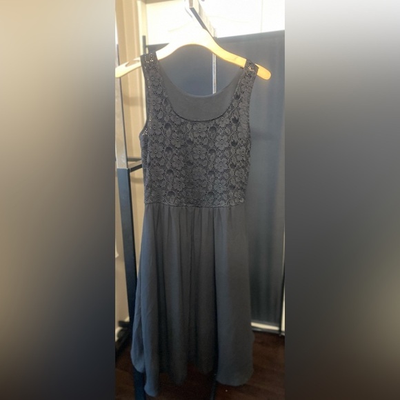 ‼️GUESS black flowy dress‼️ - Picture 3 of 6